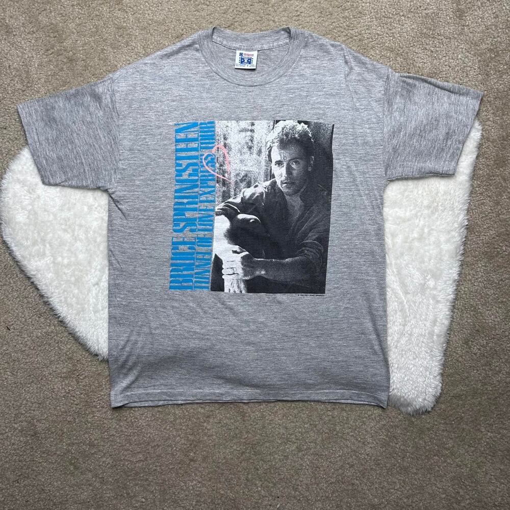 Vintage 1980s single stitch graphic tee